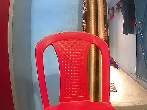 Snapshot of naina-80 chatting on 09-09-25, 06:02 naina-80 online show from 09-09-25, 06:02