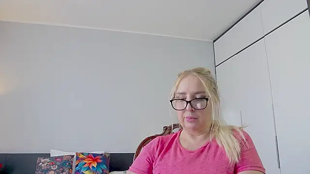 MariaRichi  online show from 02-20-25, 10:27