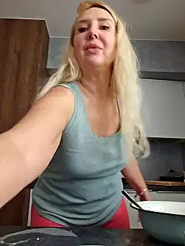 MariaRichi  online show from 03-19-25, 10:44