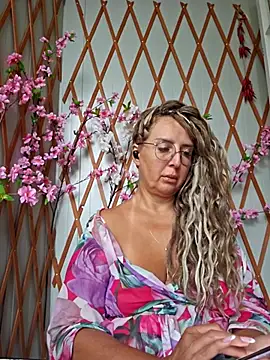 MariaRichi  online show from 09-23-25, 07:22