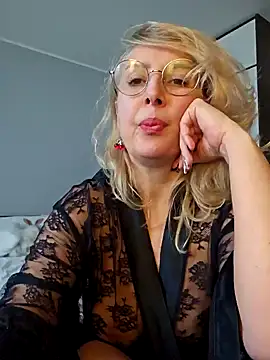 MariaRichi  online show from 04-12-26, 08:08