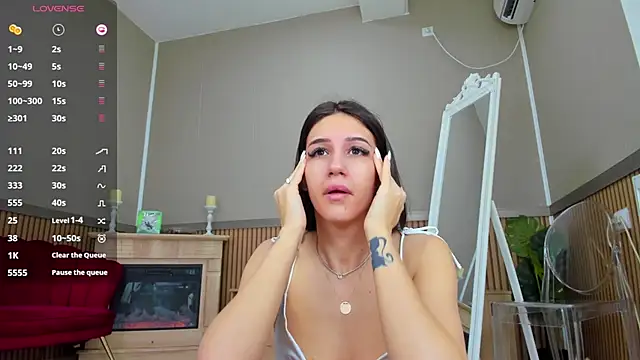 Kimi Ivy online show from 03-11-25, 04:43