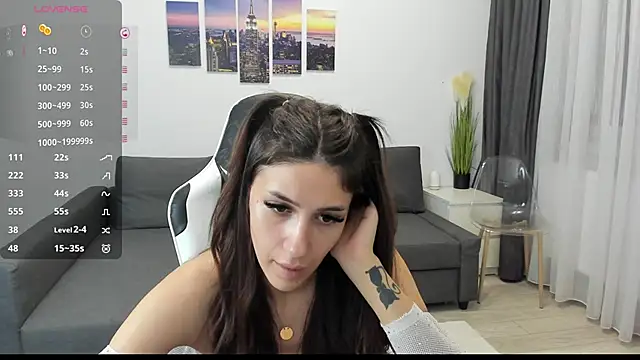 Kimi Ivy online show from 10-09-25, 03:37