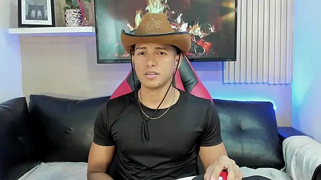 Snapshot of yei-sant chatting on 11-20-25, 03:07 yei-sant online show from 11-20-25, 03:07