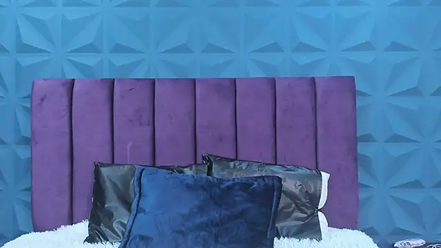 NicoleJonss online show from 02-21-25, 03:34