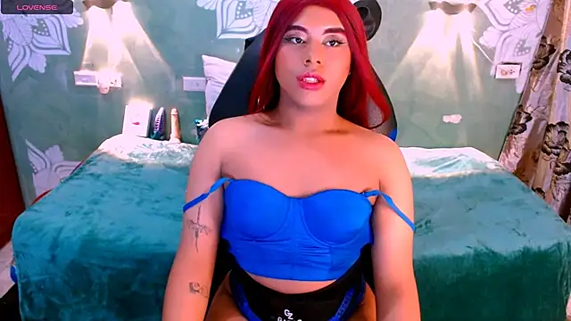 Snapshot of Emili_Roux chatting on 03-01-25, 08:21 Emili Roux online show from 03-01-25, 08:21