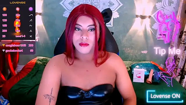 Snapshot of Emili_Roux chatting on 03-14-25, 03:14 Emili Roux online show from 03-14-25, 03:14