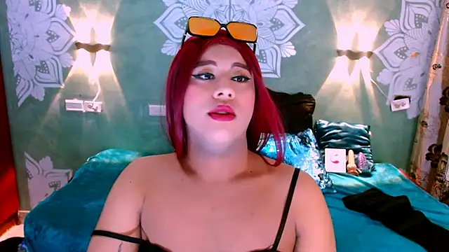 Snapshot of Emili_Roux chatting on 03-18-25, 03:53 Emili Roux online show from 03-18-25, 03:53