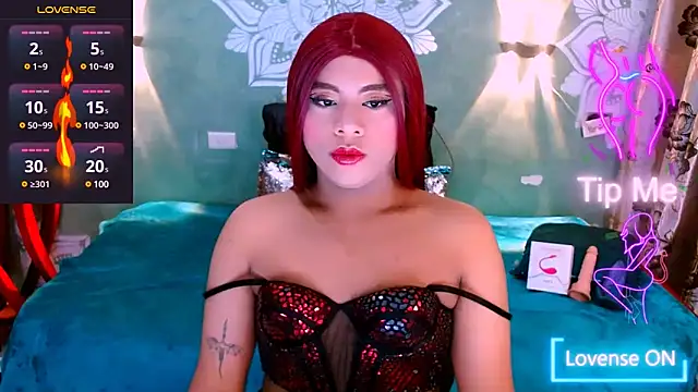 Snapshot of Emili_Roux chatting on 03-19-25, 12:23 Emili Roux online show from 03-19-25, 12:23