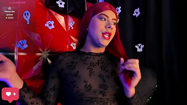 Snapshot of Emili_Roux chatting on 10-19-25, 06:41 Emili Roux online show from 10-19-25, 06:41