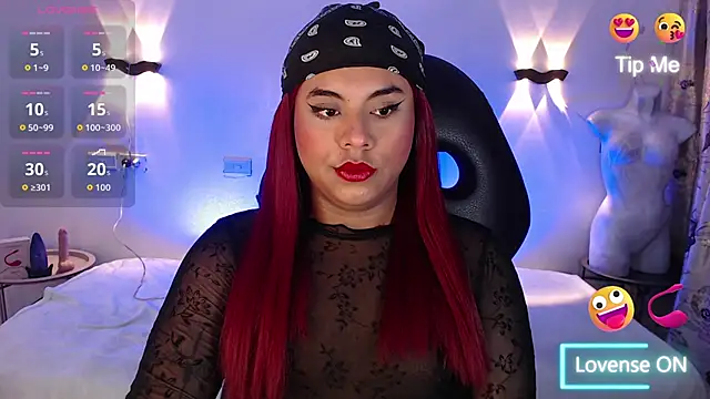 Snapshot of Emili_Roux chatting on 12-03-25, 12:36 Emili Roux online show from 12-03-25, 12:36