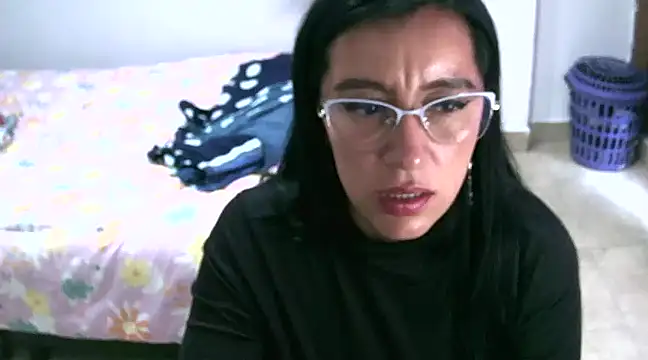 hailey85 online show from 02-08-25, 08:53