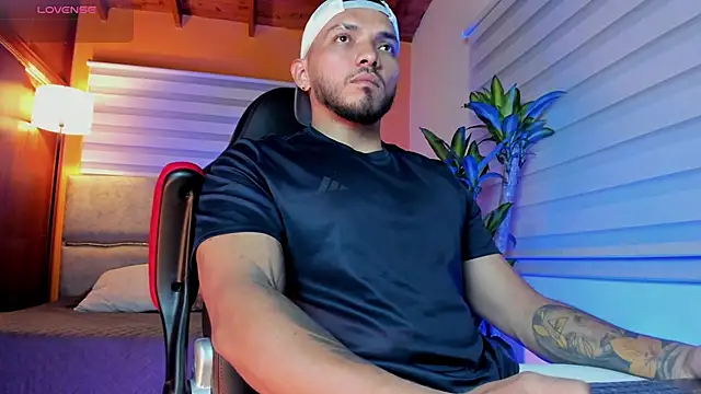 maximusclark1 online show from 03-04-26, 12:16