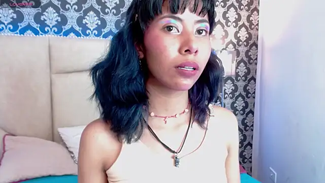 Snapshot of Akane_Uwu chatting on 01-13-25, 12:24 Akane Uwu online show from 01-13-25, 12:24