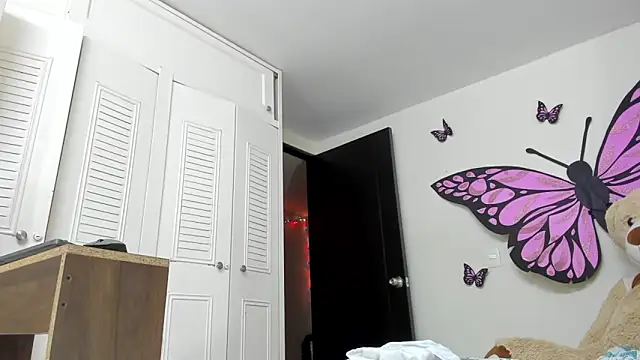 sweet amalia4 online show from 11-30-25, 03:43