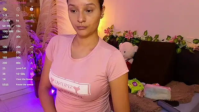 Hannah williams1 online show from 09-10-25, 08:31