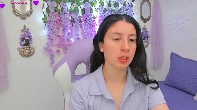 Snapshot of Alexa9_9 chatting on 12-21-24, 11:44 Alexa9 9 online show from 12-21-24, 11:44