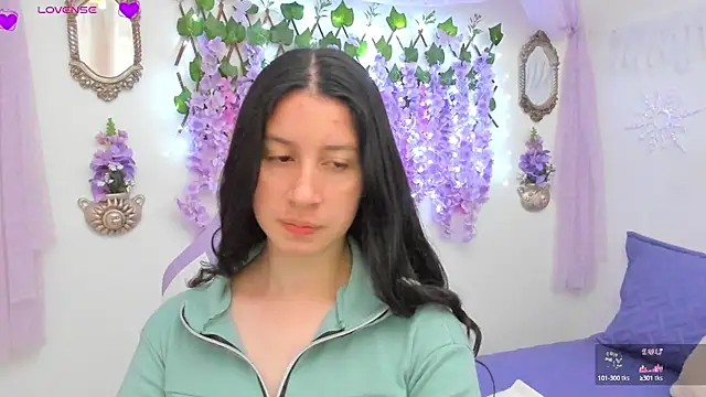 Snapshot of Alexa9_9 chatting on 12-24-24, 12:22 Alexa9 9 online show from 12-24-24, 12:22