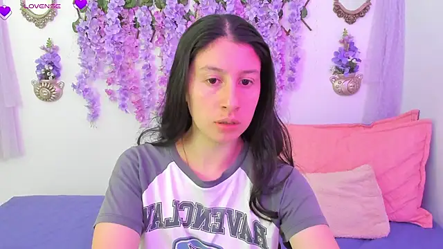 Snapshot of Alexa9_9 chatting on 01-28-25, 03:25 Alexa9 9 online show from 01-28-25, 03:25