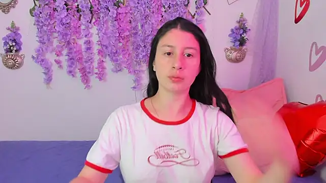 Snapshot of Alexa9_9 chatting on 02-10-25, 03:32 Alexa9 9 online show from 02-10-25, 03:32