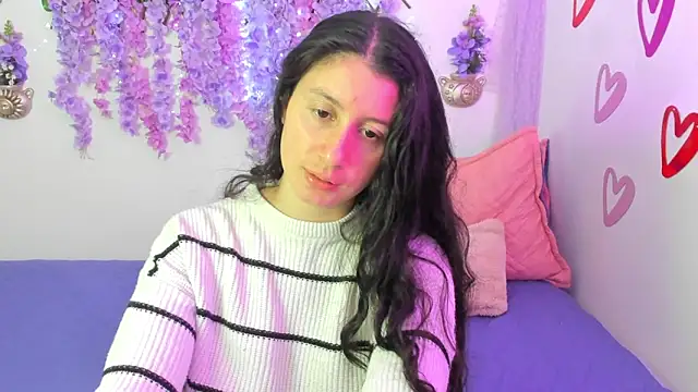 Snapshot of Alexa9_9 chatting on 02-13-25, 06:38 Alexa9 9 online show from 02-13-25, 06:38