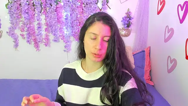 Snapshot of Alexa9_9 chatting on 02-19-25, 07:05 Alexa9 9 online show from 02-19-25, 07:05