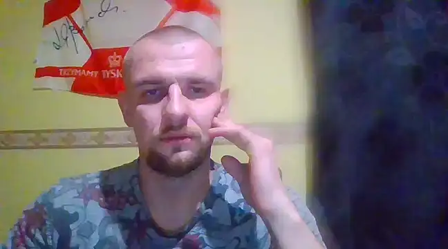 Snapshot of Regularfucker28 chatting on 12-17-24, 05:26 Regularfucker28 online show from 12-17-24, 05:26