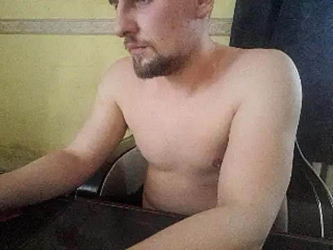 Snapshot of Regularfucker28 chatting on 02-20-25, 02:13 Regularfucker28 online show from 02-20-25, 02:13