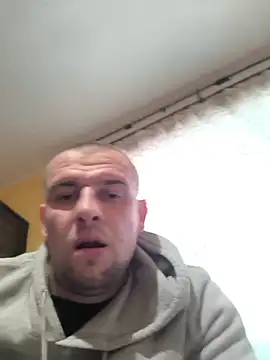 Snapshot of Regularfucker28 chatting on 03-09-26, 08:40 Regularfucker28 online show from 03-09-26, 08:40