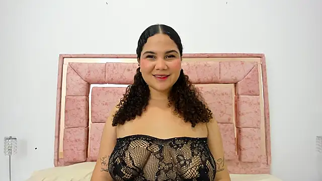 zoee lovv online show from 12-11-24, 03:13