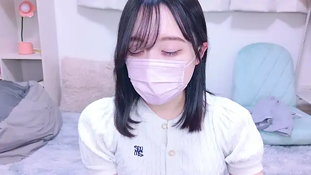 Yurie  online show from 02-09-25, 06:22