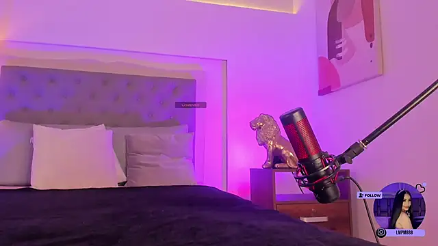 Katte Hood11 online show from 01-30-25, 05:09