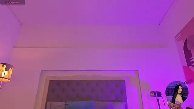 Katte Hood11 online show from 02-15-25, 04:14