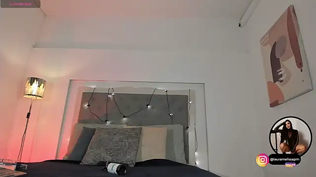 Katte Hood11 online show from 09-29-25, 04:28