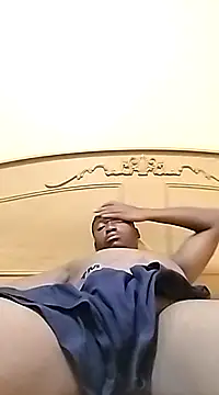 Snapshot of zipeqengeshe21 chatting on 01-02-25, 04:41 zipeqengeshe21 online show from 01-02-25, 04:41