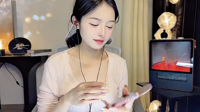 xiaodaibabyy online show from 02-10-25, 07:28