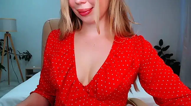 Snapshot of NaughtyNylonFeet chatting on 01-01-25, 04:18 NaughtyNylonFeet online show from 01-01-25, 04:18