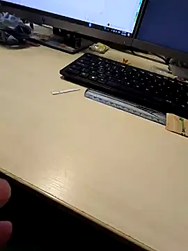 Snapshot of Ibag01 chatting on 01-28-25, 09:50 Ibag01 online show from 01-28-25, 09:50