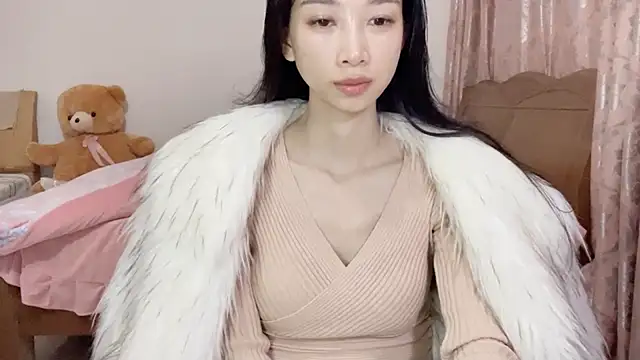 Lili-2 online show from 01-24-25, 04:39