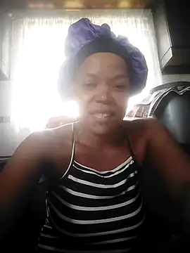 Snapshot of Feathergal69_ chatting on 12-07-24, 07:49 Feathergal69 online show from 12-07-24, 07:49