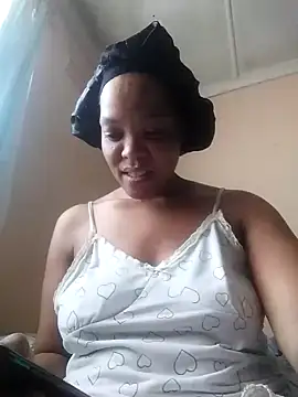 Snapshot of Feathergal69_ chatting on 09-11-25, 05:40 Feathergal69 online show from 09-11-25, 05:40