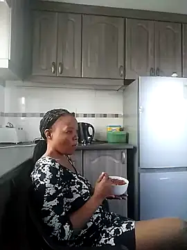 Snapshot of Feathergal69_ chatting on 09-13-25, 02:50 Feathergal69 online show from 09-13-25, 02:50