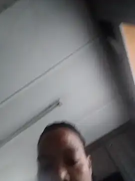 Snapshot of Feathergal69_ chatting on 10-03-25, 06:21 Feathergal69 online show from 10-03-25, 06:21