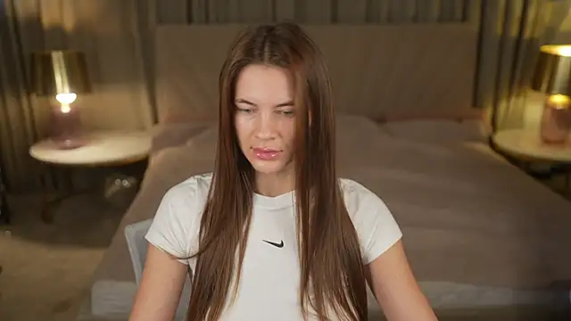 Julia  Star  online show from 09-30-25, 07:24