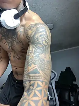 Nickhot0609 online show from 10-17-25, 04:15