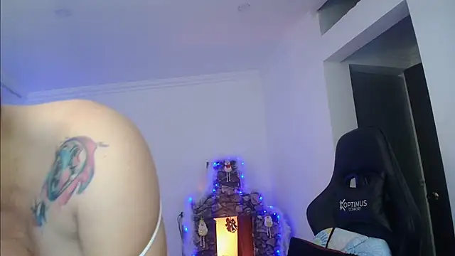 Snapshot of Madame_Shein_ chatting on 01-05-25, 01:56 Madame Shein online show from 01-05-25, 01:56