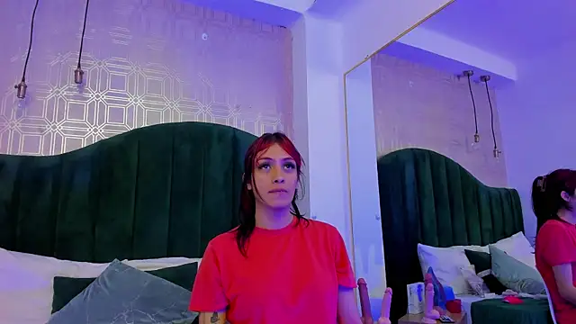 Snapshot of Derieri_D chatting on 10-27-25, 07:40 Derieri D online show from 10-27-25, 07:40