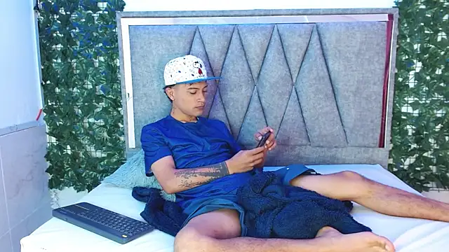 Edward Milleer online show from 12-14-24, 04:09