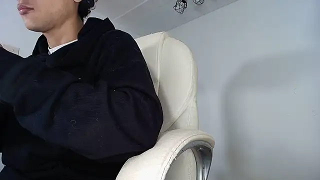 Edward Milleer online show from 10-18-25, 03:53