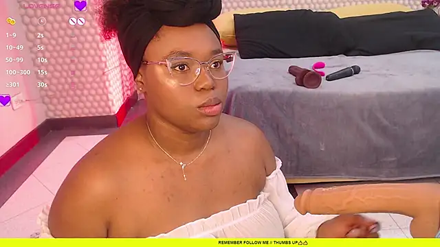 Snapshot of Makena_gh chatting on 12-30-24, 03:58 Makena gh online show from 12-30-24, 03:58